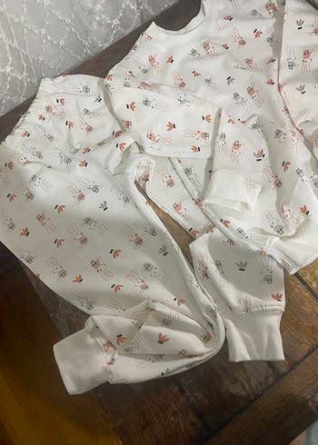 Beyaz Desenli kız / erkek  Pijama Takımı - Görsel 8