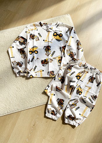 Renkli Baskılı Uzun Kollu Erkek Pijama Takımı - Görsel 2