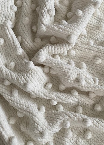 Ponpon Örgü Çocuk Battaniyesi - Görsel 2