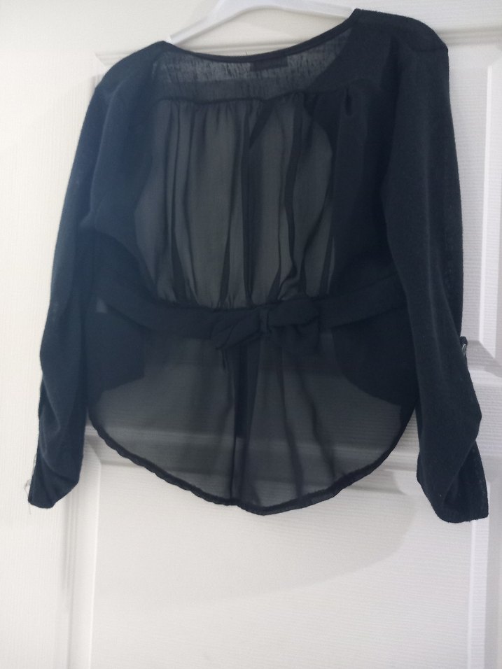 Kız Çocuk Siyah Düğmeli Bolero - Görsel 3