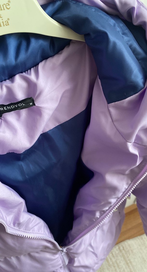Lila Kısa Şişme Mont - Görsel 4