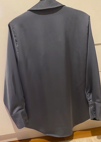 Koyu Grimsi Mavi Saten Düğmeli Kadın Gömlek - Görsel 3