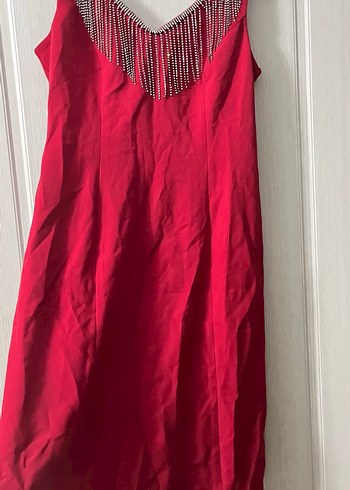 Kırmızı V Yakalı Uzun Drapeli Abiye Elbise - Görsel 2