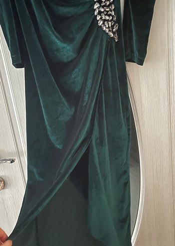 Uzun Kollu Yeşil Drapeli Kadın Abiye Elbise - Görsel 2