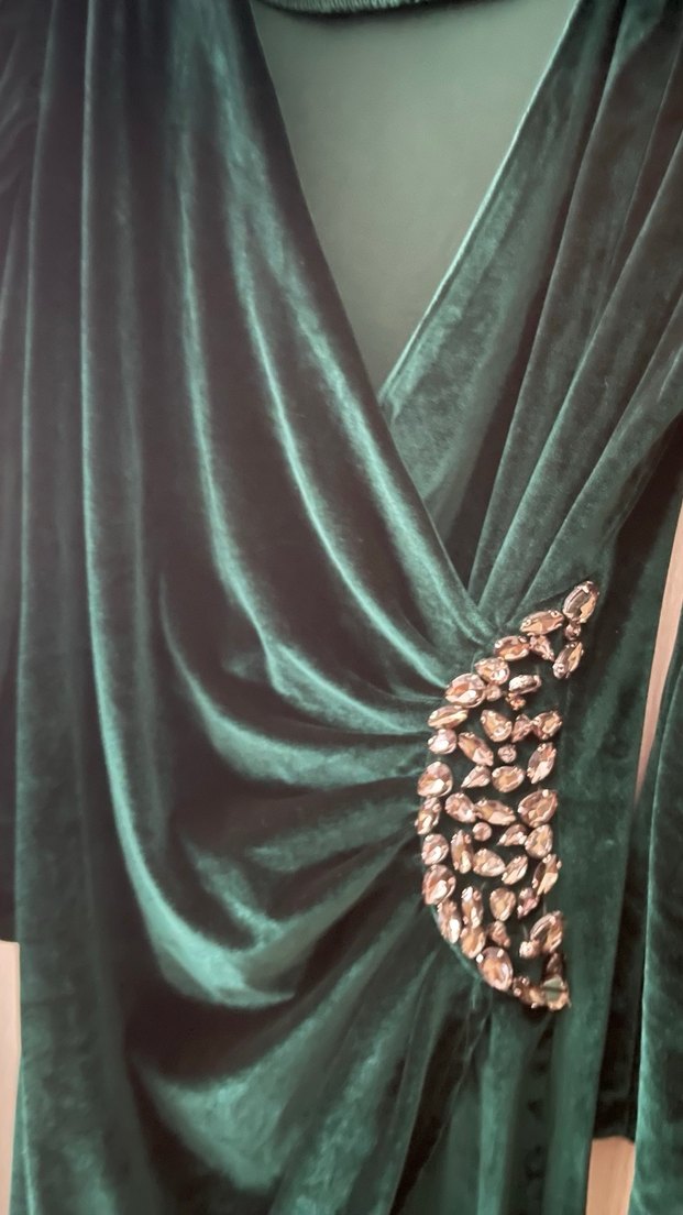 Uzun Kollu Yeşil Drapeli Kadın Abiye Elbise - Görsel 4