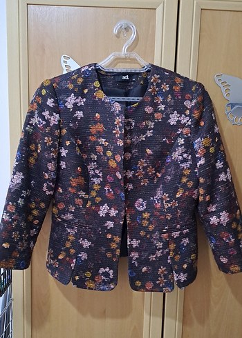 Çiçek Desenli Midi Kadın Ceket - Görsel 6