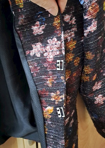 Çiçek Desenli Midi Kadın Ceket - Görsel 5