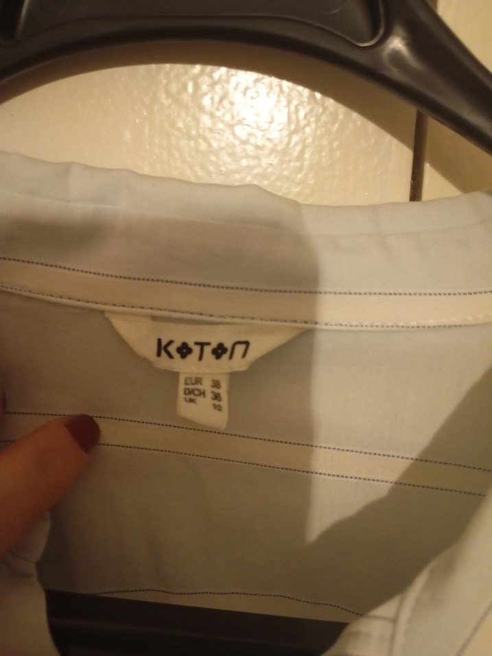 Koton Beyaz Çizgili Mavi Gömlek  Klasik & Şık - Görsel 4