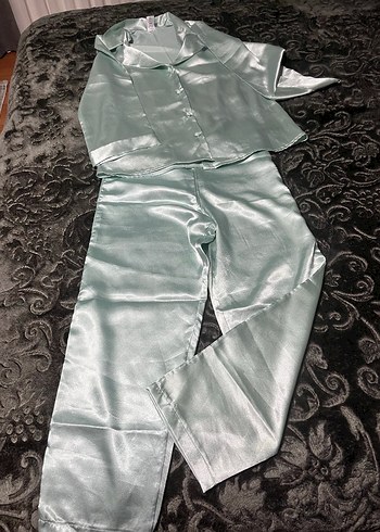 Su yeşili Uzun Kollu Kadın Saten Pijama Takımı - Görsel 2