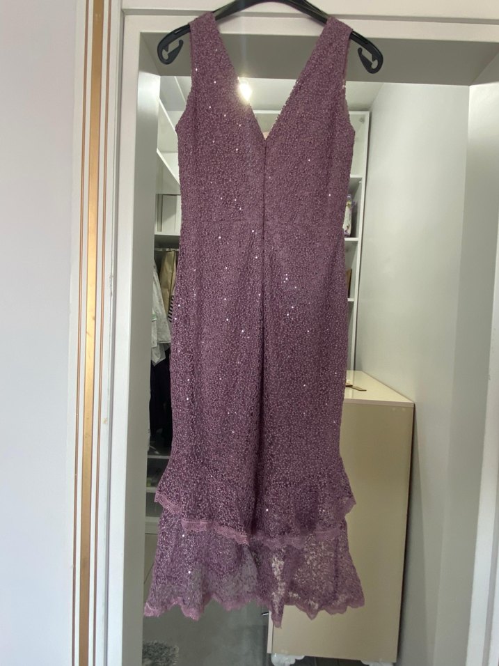 Dantel Detaylı Uzun Mor V Yaka Abiye Elbise - Görsel 2