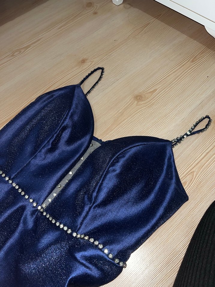 Parlak kumaş Lacivert taşlı Mini abiye Elbise - Görsel 2