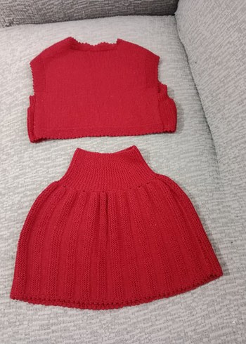 Kız Çocuk Kırmızı Örgü Bolero ve Etek Takımı - Görsel 2