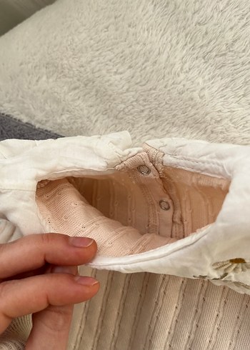 Pudra Rengi Nakışlı Triko Bebek Kız Takımı - Görsel 3