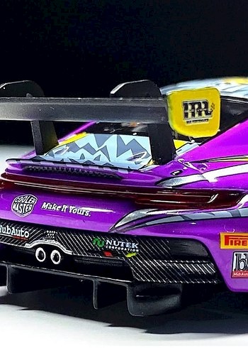 Mor Porsche 911 GT3 R Oyuncak Araba - Görsel 4