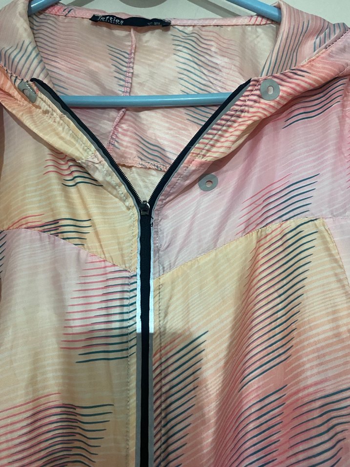 Pembe Kapüşonlu Midi Yağmurluk - Görsel 4