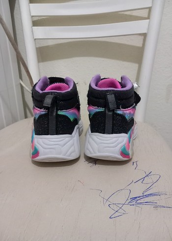 Kızlar için Renkli Bağcıklı ve Cırt Cırtlı Spor Ayakkabı - Görsel 3