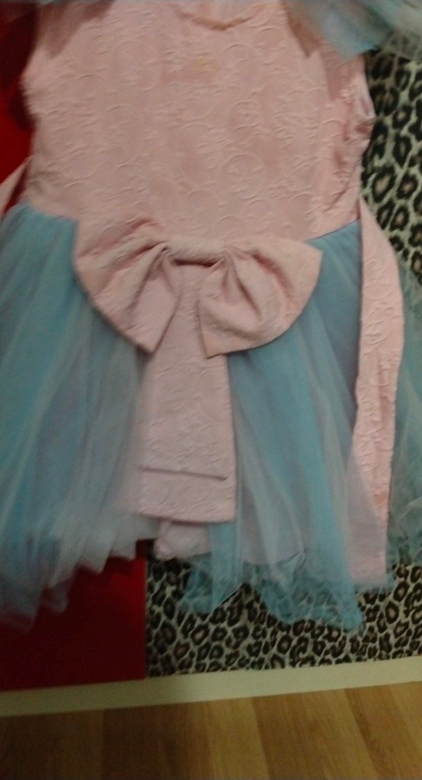 Kız Çocuk Pembe Fırfırlı V Yakalı Elbise - Görsel 2