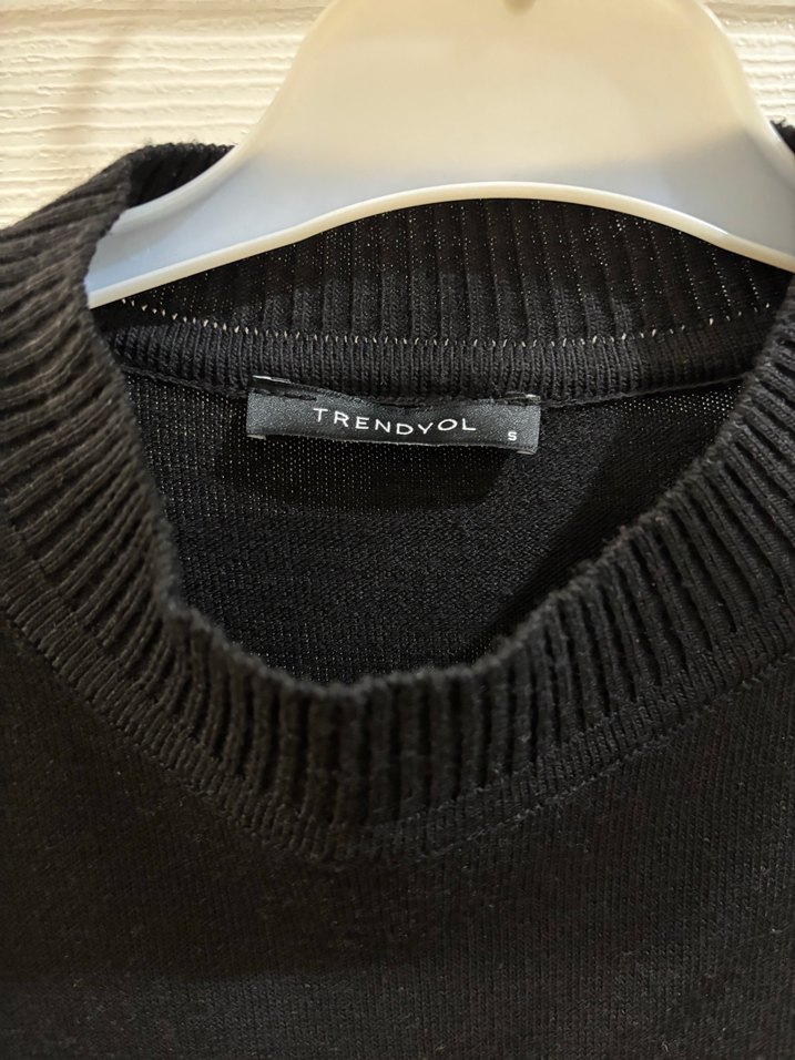 Uzun Kollu Siyah Triko Elbise - Görsel 4