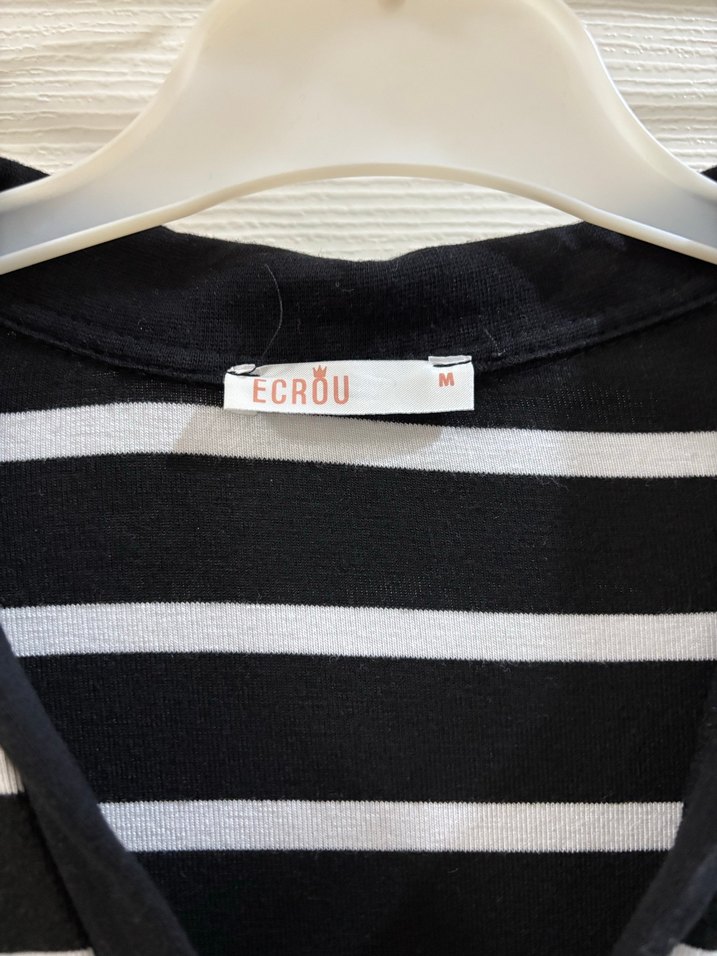 Siyah Beyaz Çizgili V Yaka Midi Elbise - Görsel 3