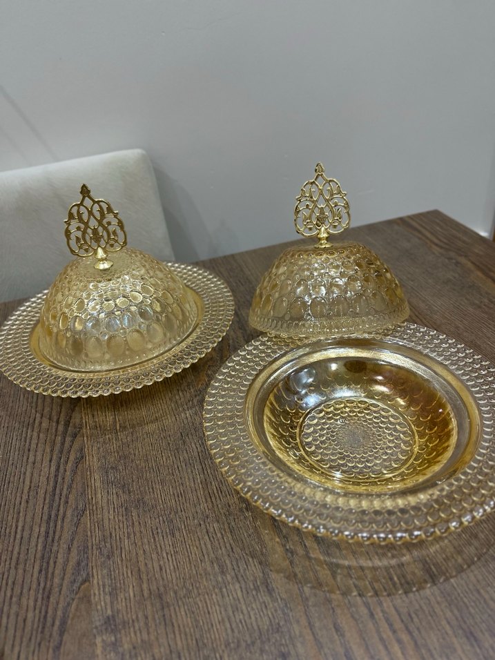 Nakışlı Parlak Altın Kapaklı Tabak - Görsel 2