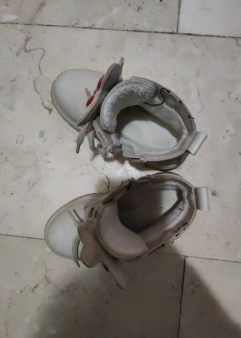 Kız Çocuk Beyaz Bağcıklı Bot - Görsel 3