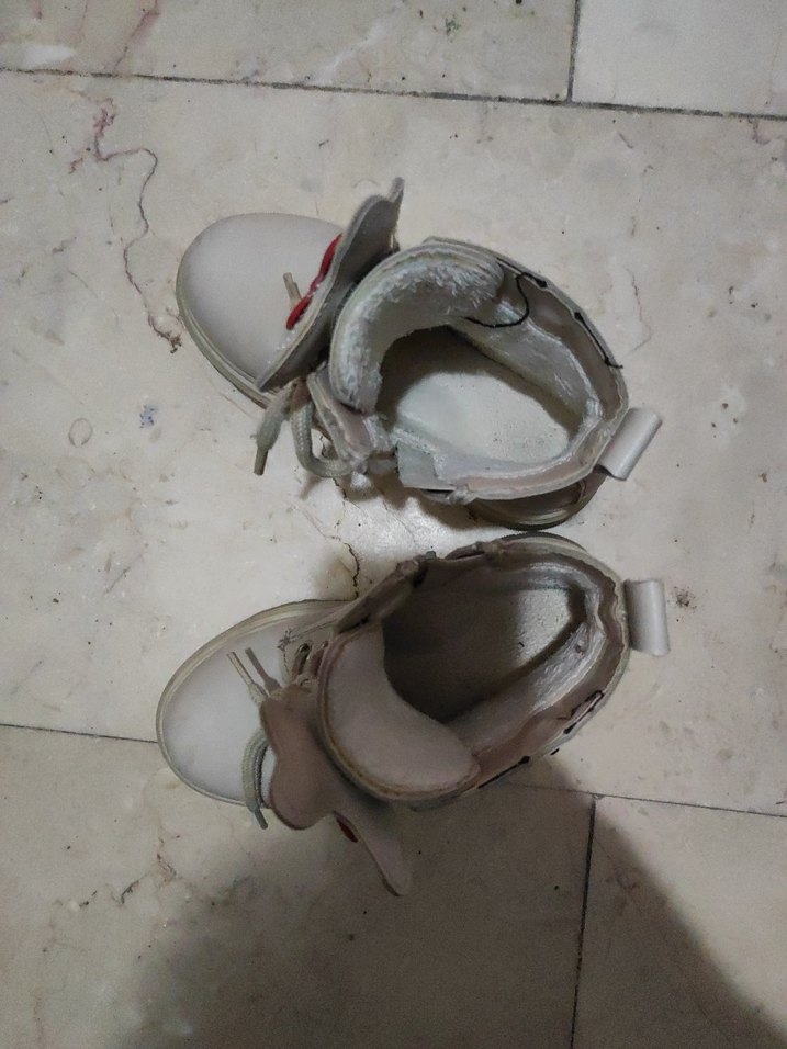 Kız Çocuk Beyaz Bağcıklı Bot - Görsel 3