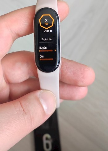Xiaomi Mi Band 6 Çok Renkli Akıllı Bileklik - Görsel 2