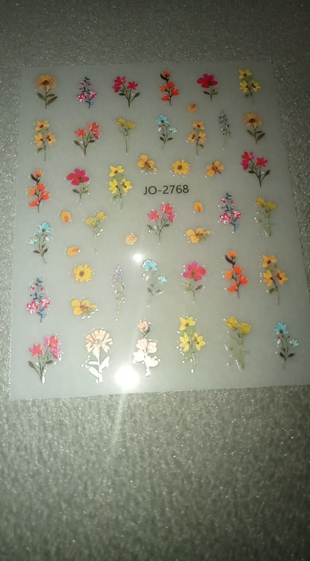 Çiçek Desenli Çok Renkli Tırnak Süsü - Görsel 3