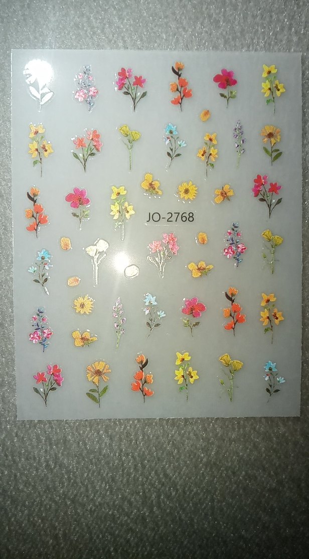 Çiçek Desenli Çok Renkli Tırnak Süsü - Görsel 2