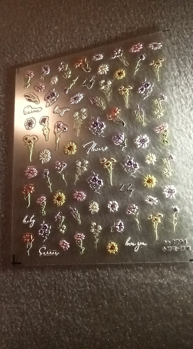 Çiçek Desenli Çok Renkli Tırnak Süsü - Görsel 3