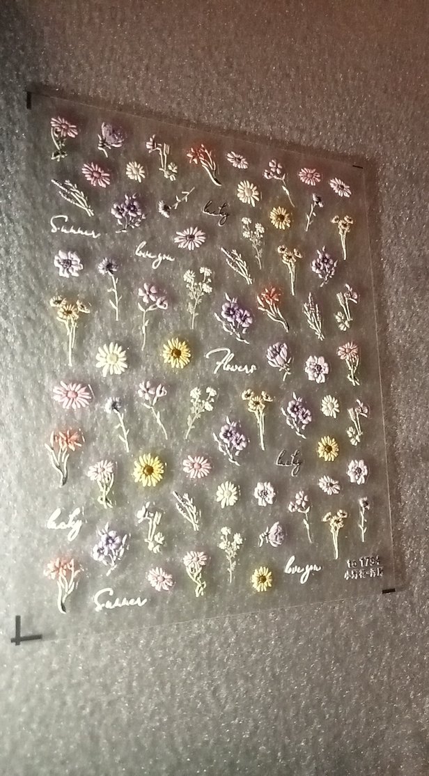 Çiçek Desenli Çok Renkli Tırnak Süsü - Görsel 2