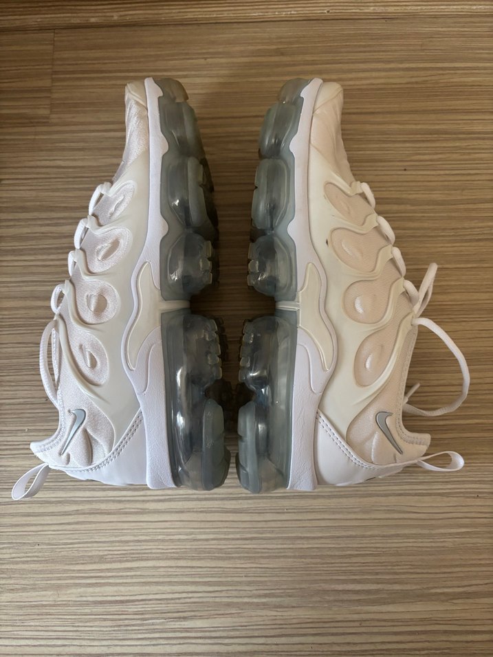 Beyaz Elastik Bağcıklı  Spor Ayakkabı - Görsel 2