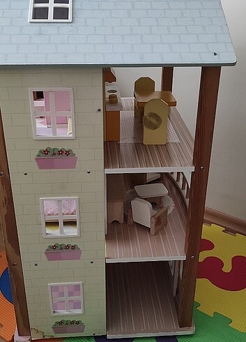 Barbie oyun evi
