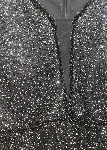 Uzun Parlak Siyah Kadın Abiye Elbise 54 beden - Görsel 4