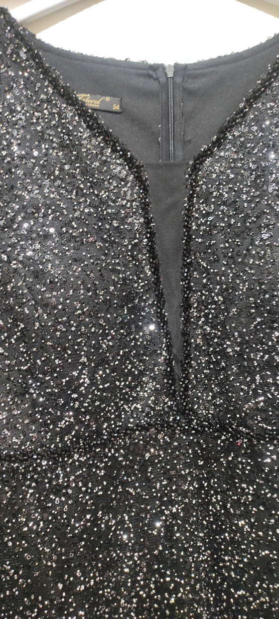 Uzun Parlak Siyah Kadın Abiye Elbise 54 beden - Görsel 4