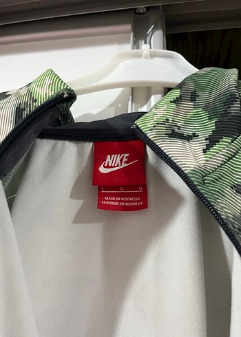 Kadın Haki spor hırkası  orjinal nike - Görsel 4