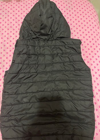 Erkek çocuk  Siyah Kapüşonlu Fermuarlı Yelek - Görsel 3