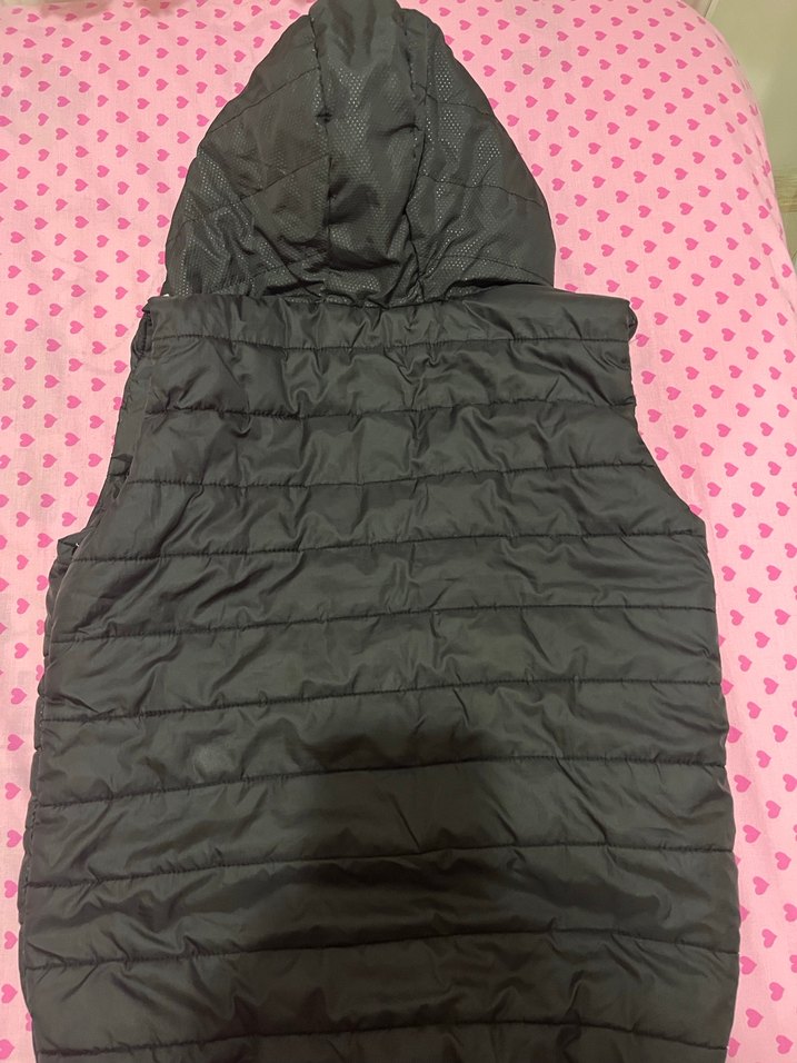 Erkek çocuk  Siyah Kapüşonlu Fermuarlı Yelek - Görsel 3