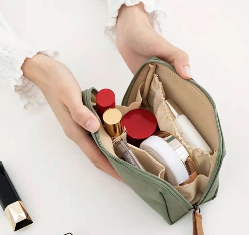 Fermuarlı Kapibara Desenli Kadın Makyaj Çantası - Görsel 5