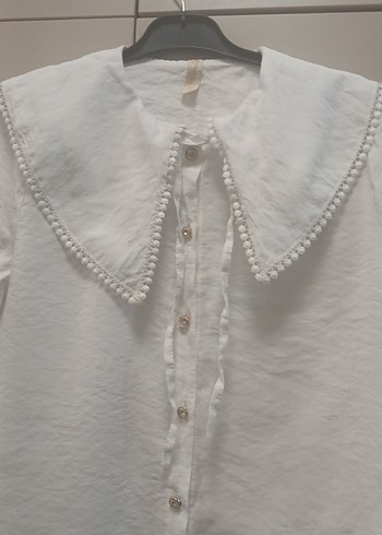 Düğmeli Yakalı Beyaz Keten Kadın Gömlek - Görsel 4