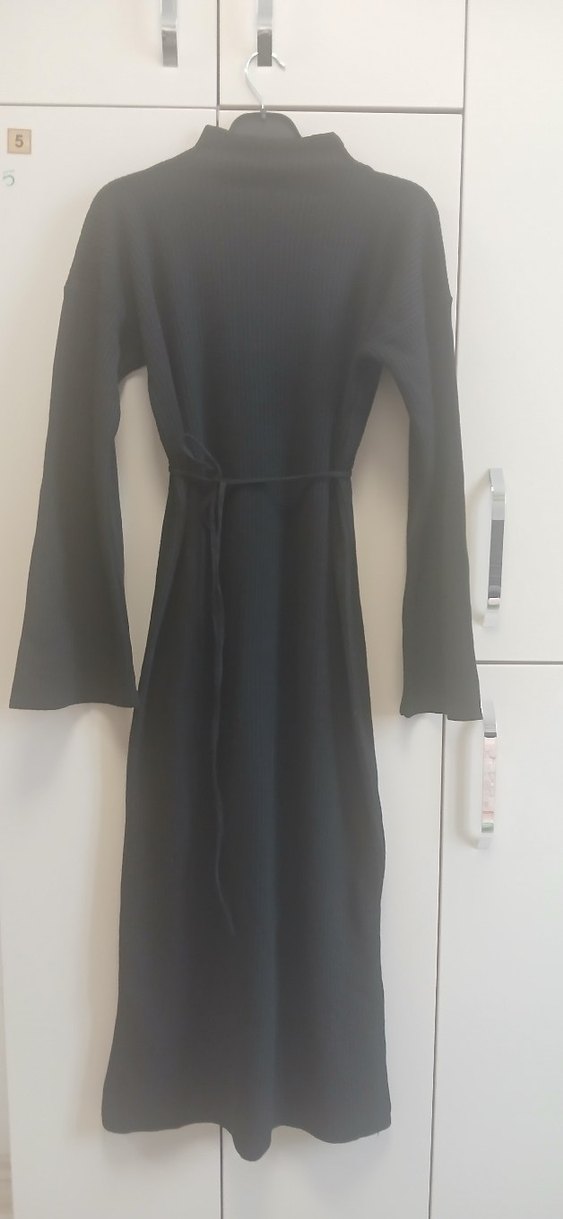 Uzun Kollu Siyah Kadın Elbise - Görsel 4