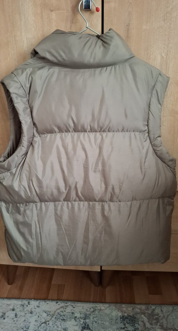 Açık Yeşil Düğmeli Kadın Şişme Yelek - Görsel 3