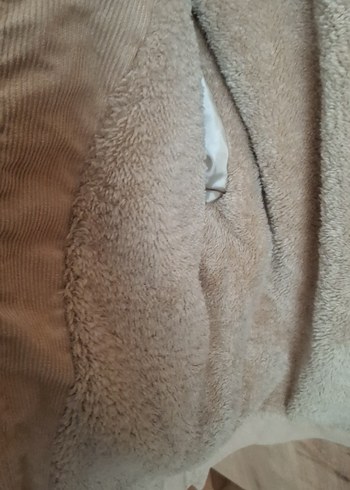 Bej Kadın Kadife Düğmeli Kısa Ceket - Görsel 3