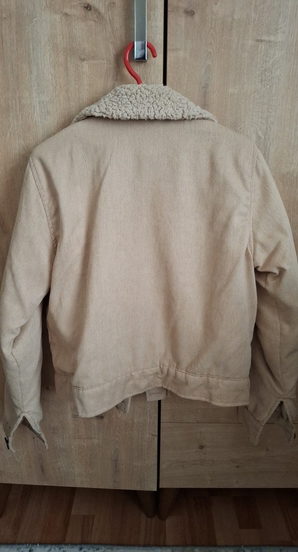 Bej Kadın Kadife Düğmeli Kısa Ceket - Görsel 5