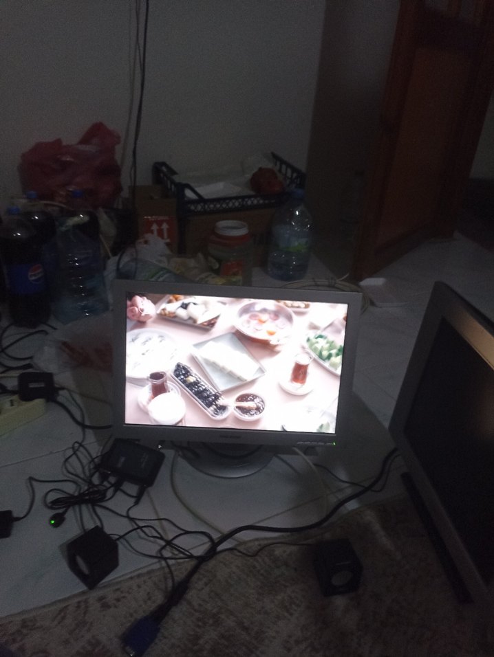 Gri CASPER hoparlörlü Monitör - Görsel 5