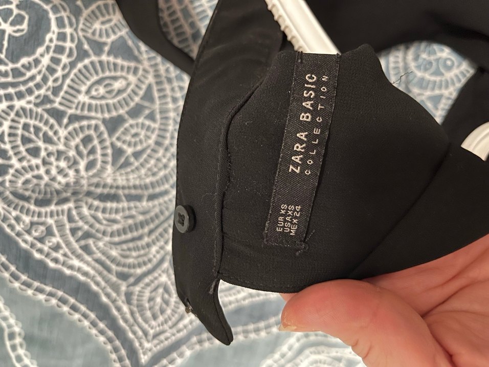 Siyah Yüksek Yakalı Kadın Tulum - Görsel 3