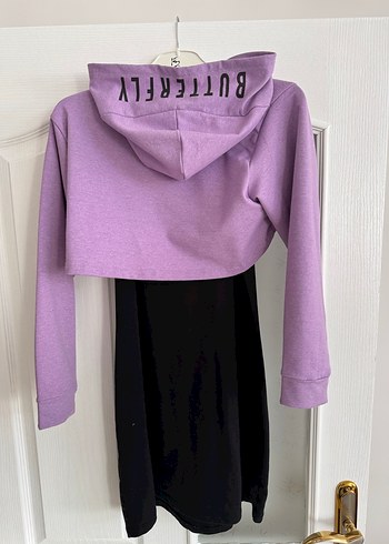 Kelebek Baskılı Straplez Elbise ve Mor Kapüşonlu Bolero - Görsel 2