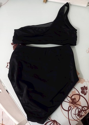 Drapeli Siyah Gotik Kadın Mayo - Görsel 2