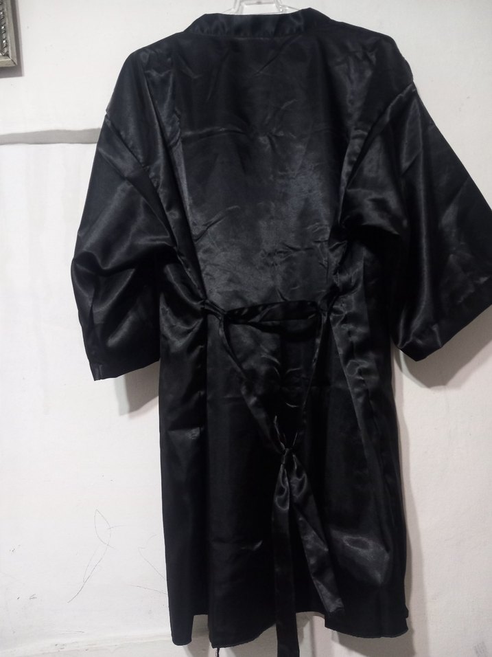 Siyah Gevşek Kesim Gotik Midi Kadın Sabahlık - Görsel 5