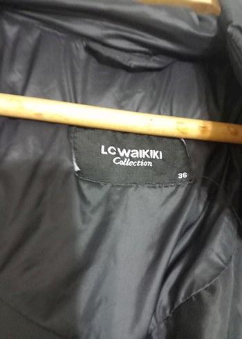 Kemerli Siyah Kadın Uzun Kış Montu - Görsel 4